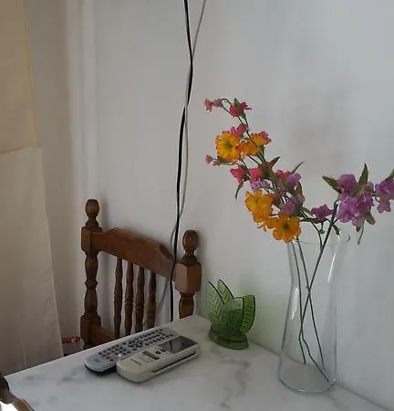Hibiscus Guest house Parikia (Paros)