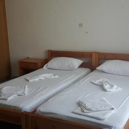 Guest house Hibiscus Parikia (Paros)