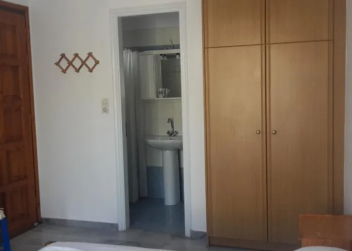 Πανσιόν Hibiscus